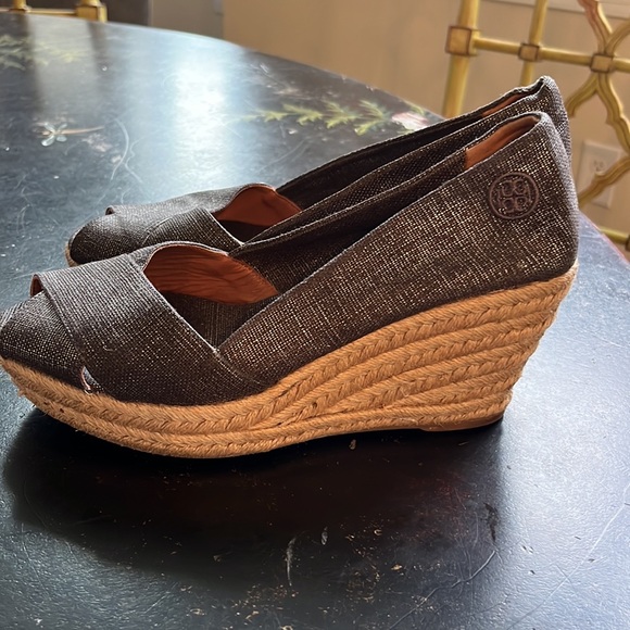 Cute wedges - Picture 2 of 3